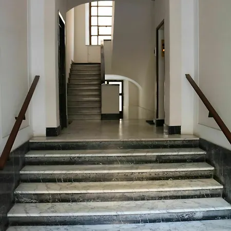 Charming Vatican Apartment *
